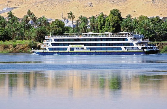 A cruise ship sailing through the Nile. From Memphis Tours official website.